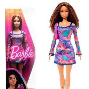 NIB Barbie Fashionistas 206